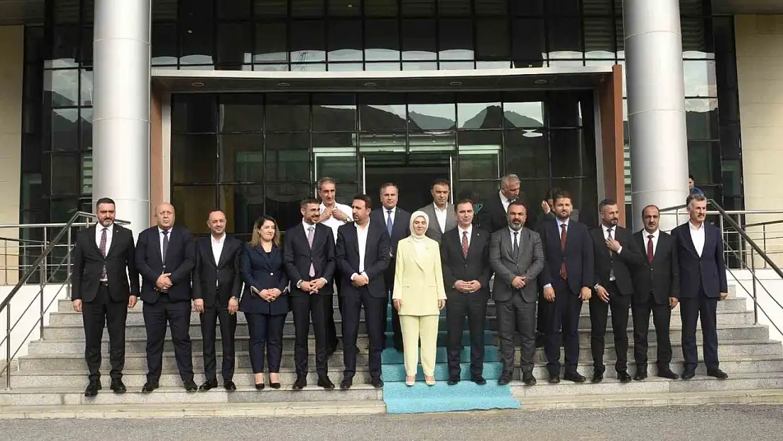 Aile ve Sosyal Hizmetler Bakanı Göktaş, Bitlis'teki Ziyaretinde Önemli Açıklamalarda Bulundu