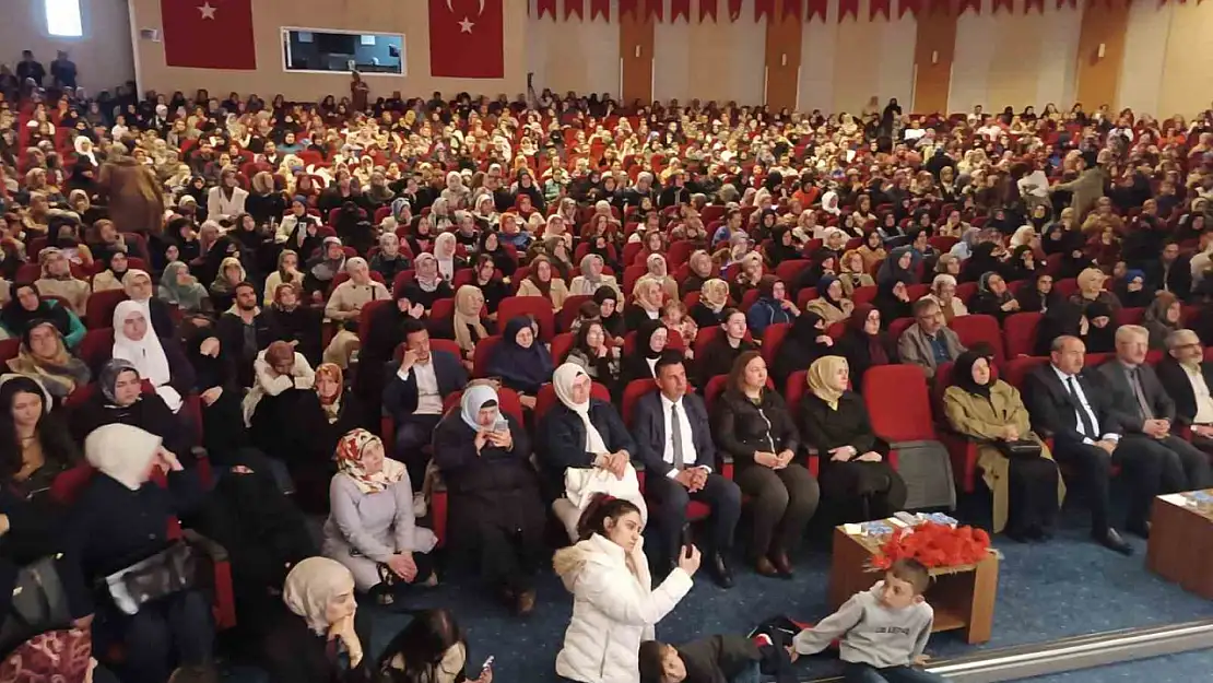 Ailede Rol Dağılımı Konulu Söyleşi Büyük İlgi Gördü