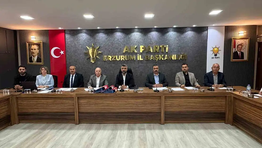 AK Parti Grubu, Küçükoğlu ve Sekmen ile Önemli Bir Toplantı Gerçekleştirdi