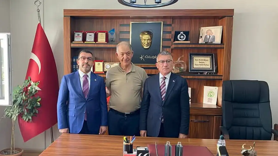 AK Parti Grup Başkanı Abdullah Güler'den Kars Ticaret Borsası'na Ziyaret
