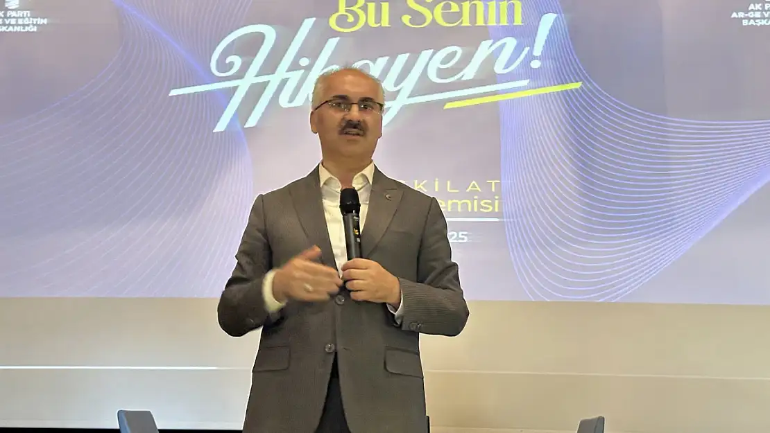 Ak Parti Kars'ta Teşkilat Akademisi ile kişisel gelişim ve iletişim eğitimi verildi