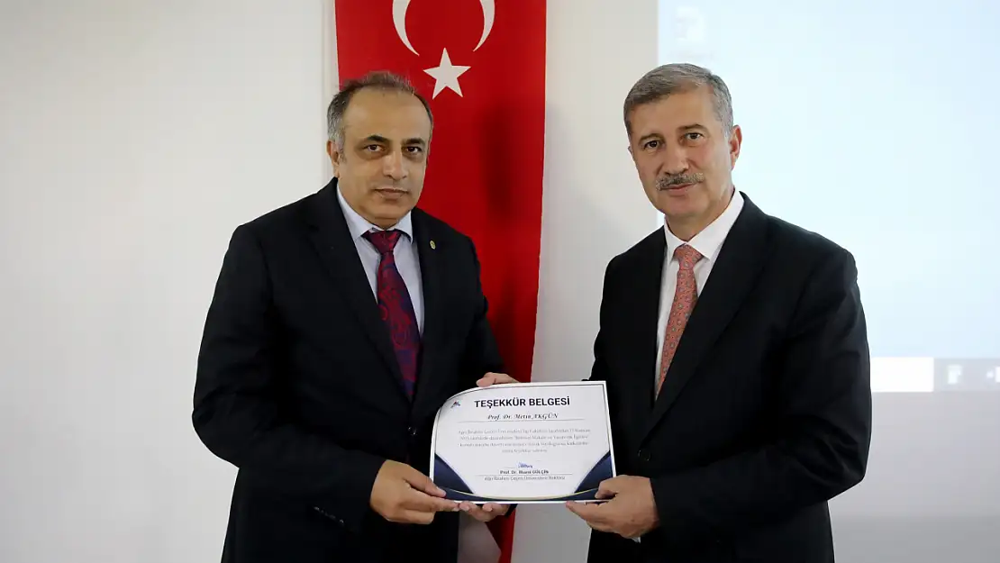 Akademik makalede doğru teknikler nelerdir? AİÇÜ'de uzmanlar anlattı