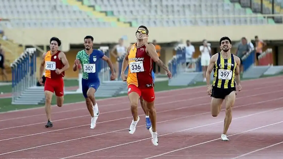 Alişan Alphan, U23 Türkiye Şampiyonası'nda 400 metre üçüncüsü olarak Iğdır'ı gururlandırdı!