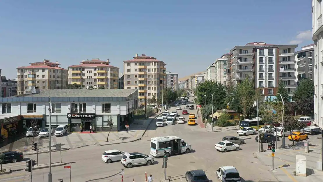 Altaylı ve Oğuz Caddeleri Modern Görünüme Kavuşuyor!