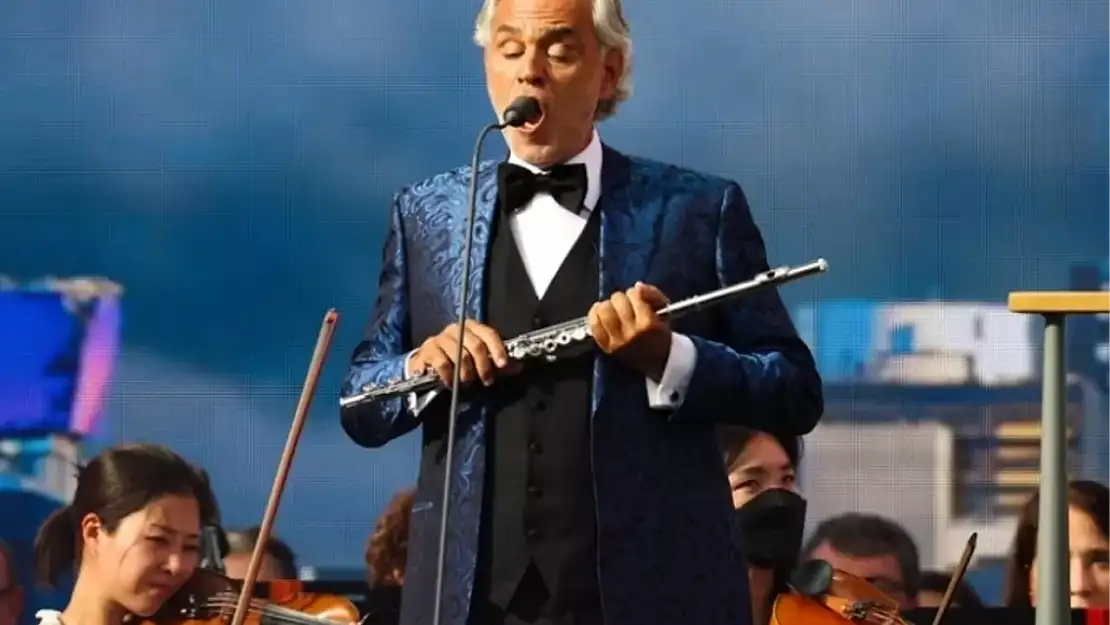 Andrea Bocelli neden kör oldu, Andrea Bocelli kör mü, görüyor mu?