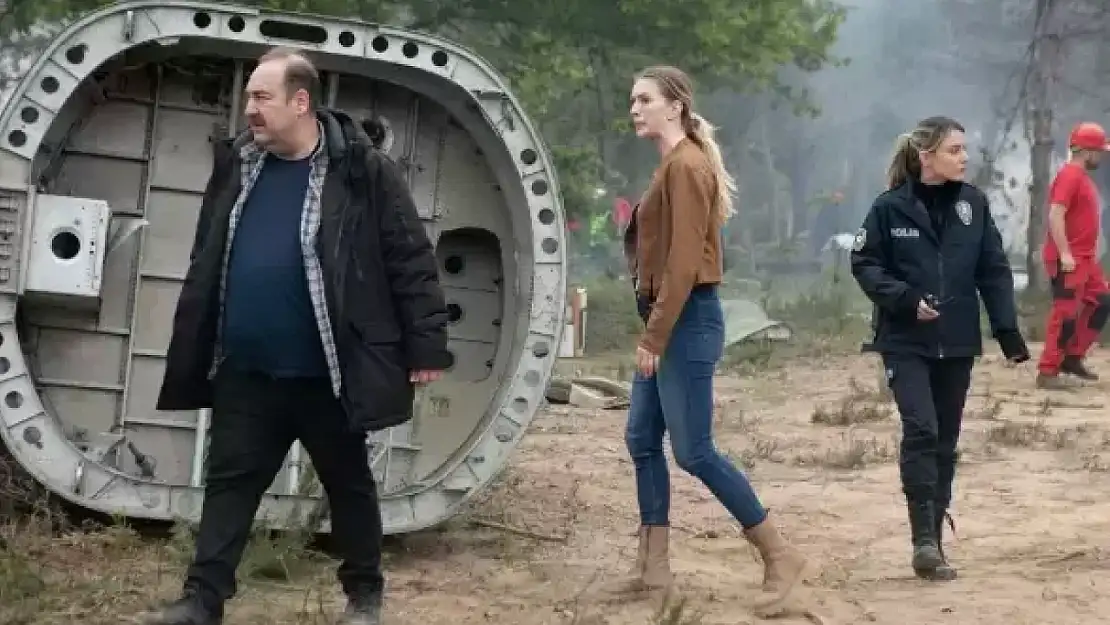 Arka Sokaklar 712. bölüm tek parça full HD izleme linki var mı?