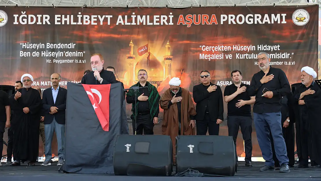 Aşura Günü'nde Hz. Hüseyin ve Kerbela Şehitleri Anıldı, Iğdır Valisi Turan Protokolle Katıldı