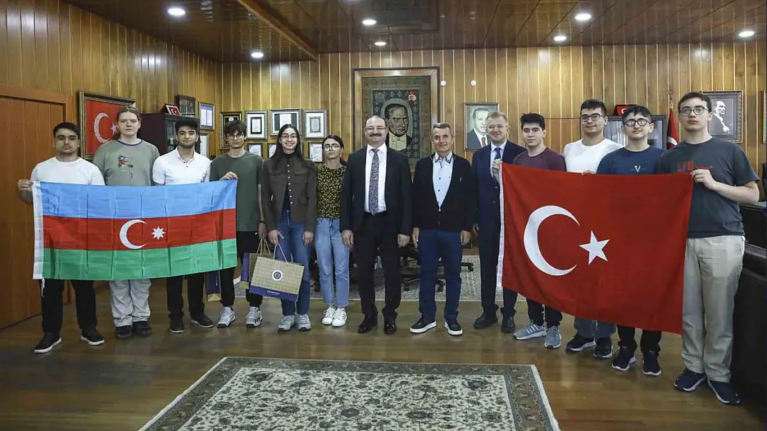 Atatürk Üniversitesi, Kimya Olimpiyatları'nda Türk Milli Takımı ile Önemli Bir Başarıya İmza Attı