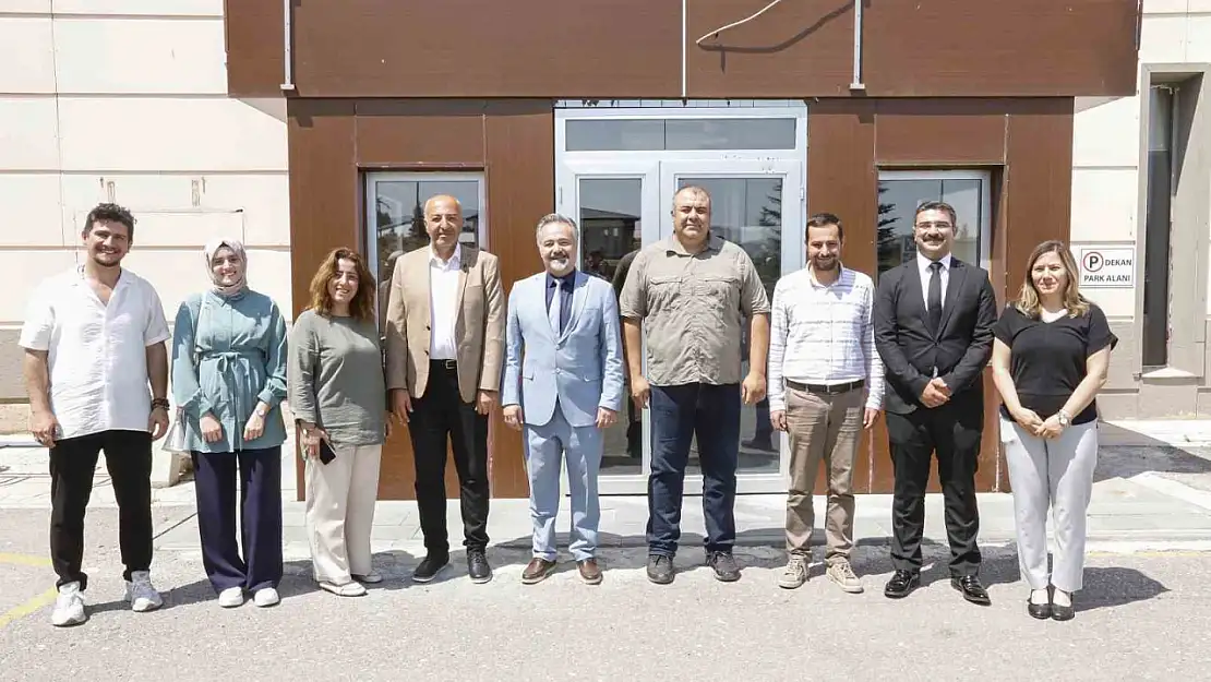 Atatürk Üniversitesi'nde Yenilikçi Projelere Büyük Destek: Başarılar Öne Çıkıyor!