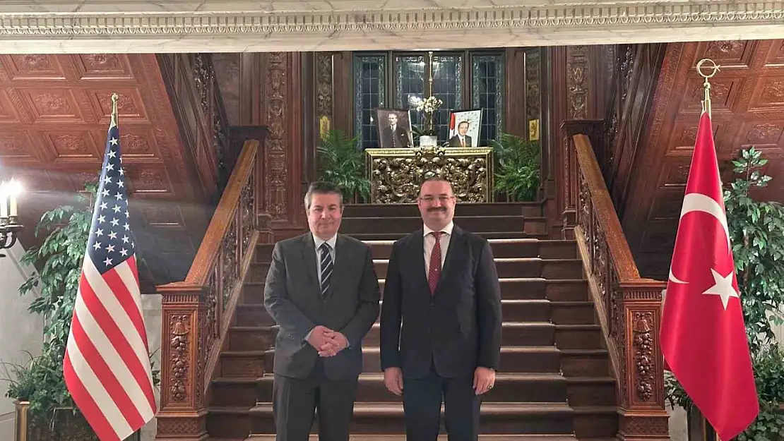 Atatürk Üniversitesi Rektörü ABD'de uluslararasılaşma stratejilerini görüştü.