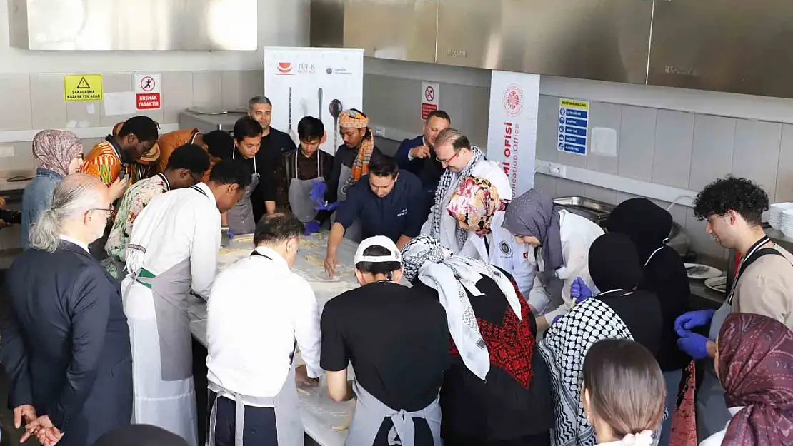 Atatürk Üniversitesinde Gastro-Diplomasi Etkinliği Türk Mutfağı Bilim ve Kültürle Buluştu