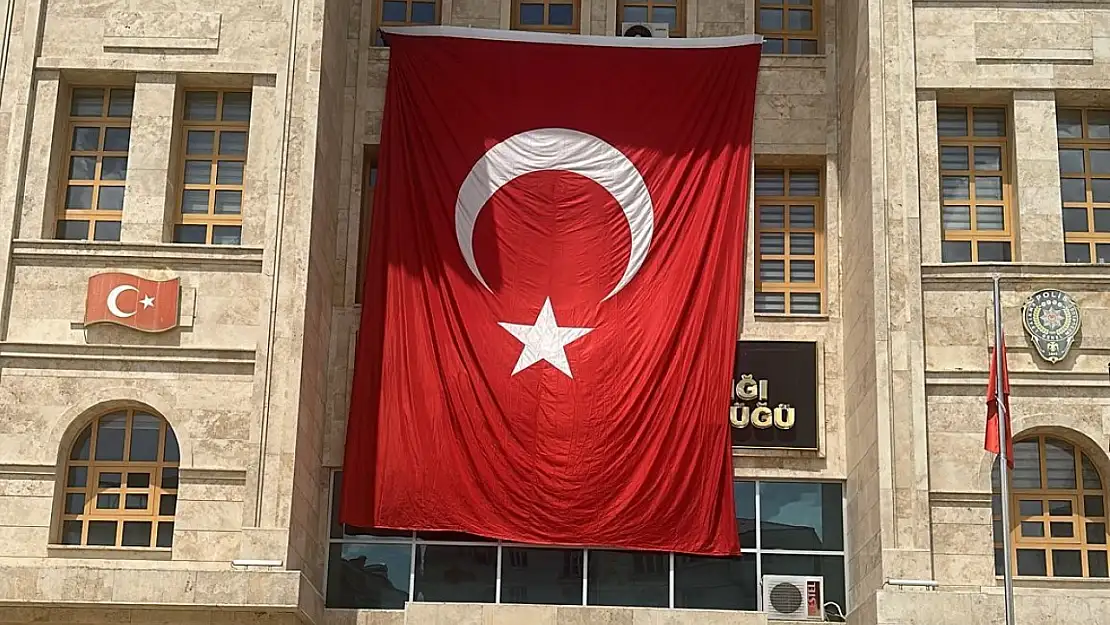Ay yıldızın gölgesinde Patnos'ta birlik ruhu yaşatıldı