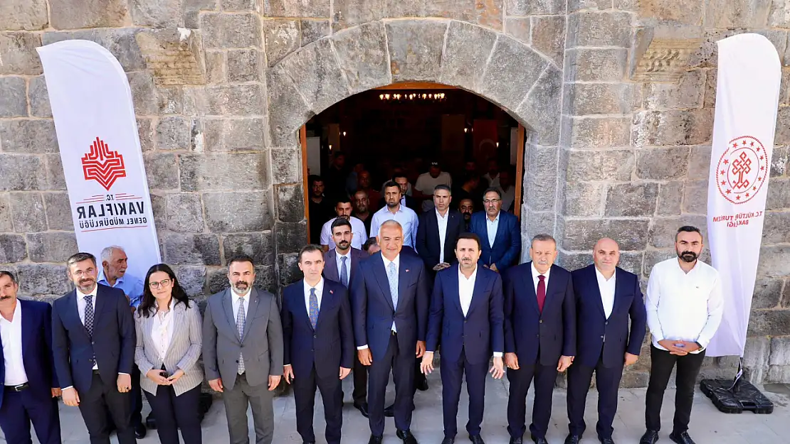 Bakan Ersoy Bitlis'te Turizm ve Kültürel Miras İçin İncelemelerde Bulundu