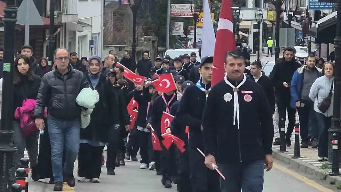 Bartın'da izcilerden Sarıkamış Şehitlerine anlamlı yürüyüş