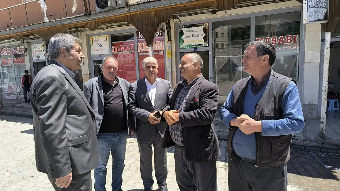 Başkan Taşkın, yeni çarşı projesi kapsamında esnafla buluştu