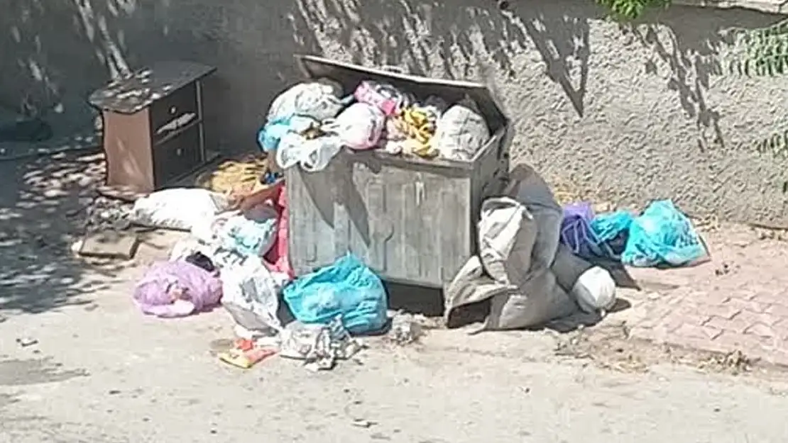 Bayram sonrası kötü kokular şehri sardı, vatandaşlardan temizlik çağrısı!