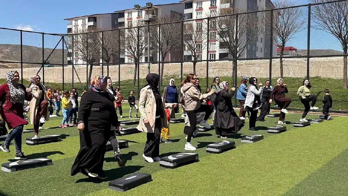 Bitlis Anaokulu'nda Sağlıklı Beslenme İçin Egzersiz Etkinliği Düzenlendi