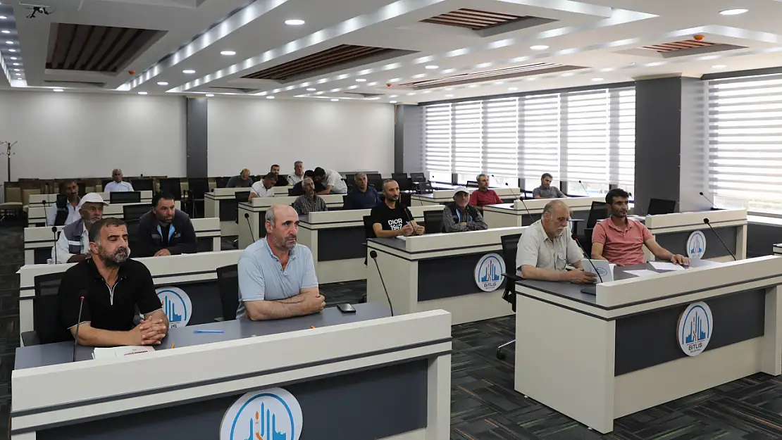 Bitlis Belediyesi'nden Personeline İş Sağlığı ve Güvenliği Eğitimi