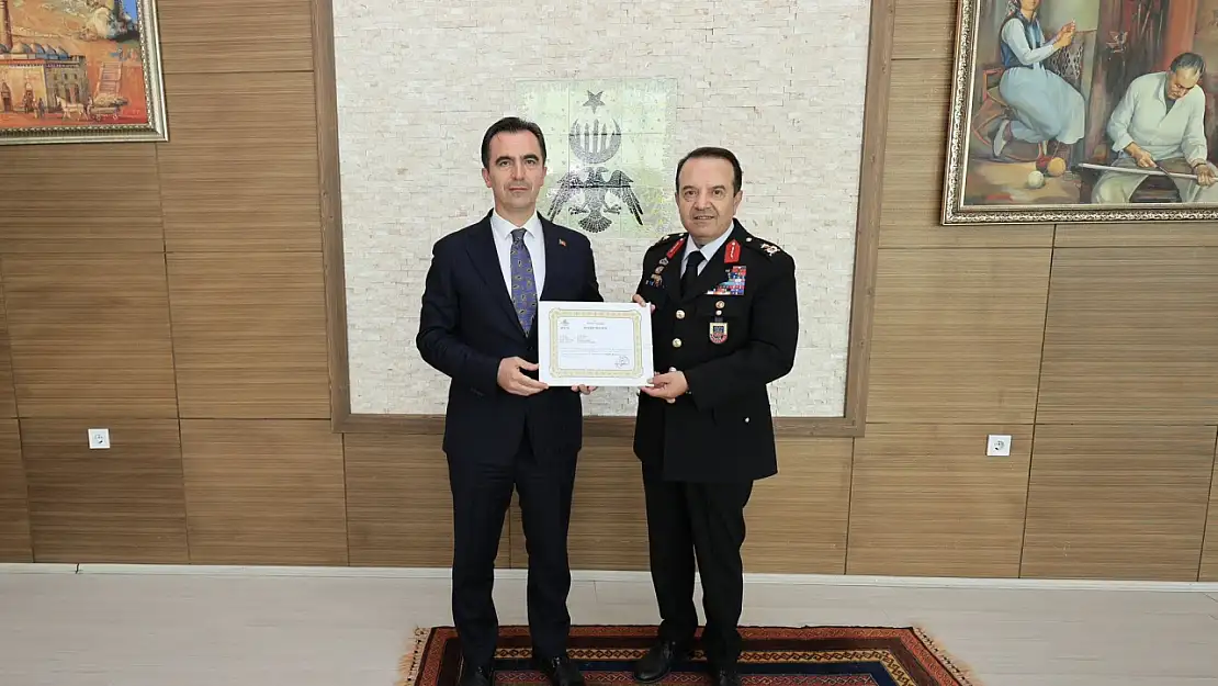 Bitlis İl Jandarma Komutanı Tümgeneral Zafer Tombul'dan Veda Ziyareti
