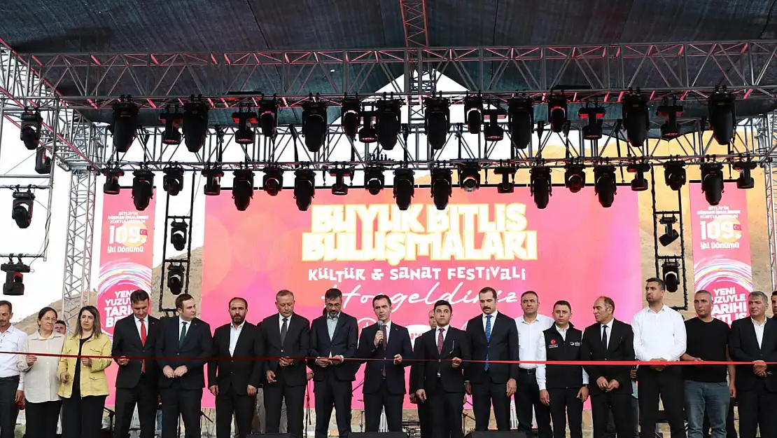 Bitlis'in Düşman İşgalinden Kurtuluşunun 109. Yıl Dönümü Etkinlikleri Coşkuyla Başladı
