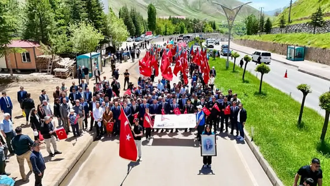Bitlis'te 19 Mayıs Coşkusu Tören ve Etkinliklerle Kutlandı