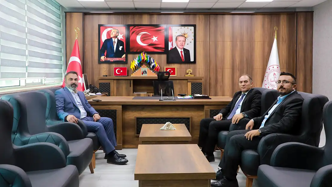 Bitlis'te AK Parti'den eğitim alanında önemli ziyaret ve iş birliği mesajları