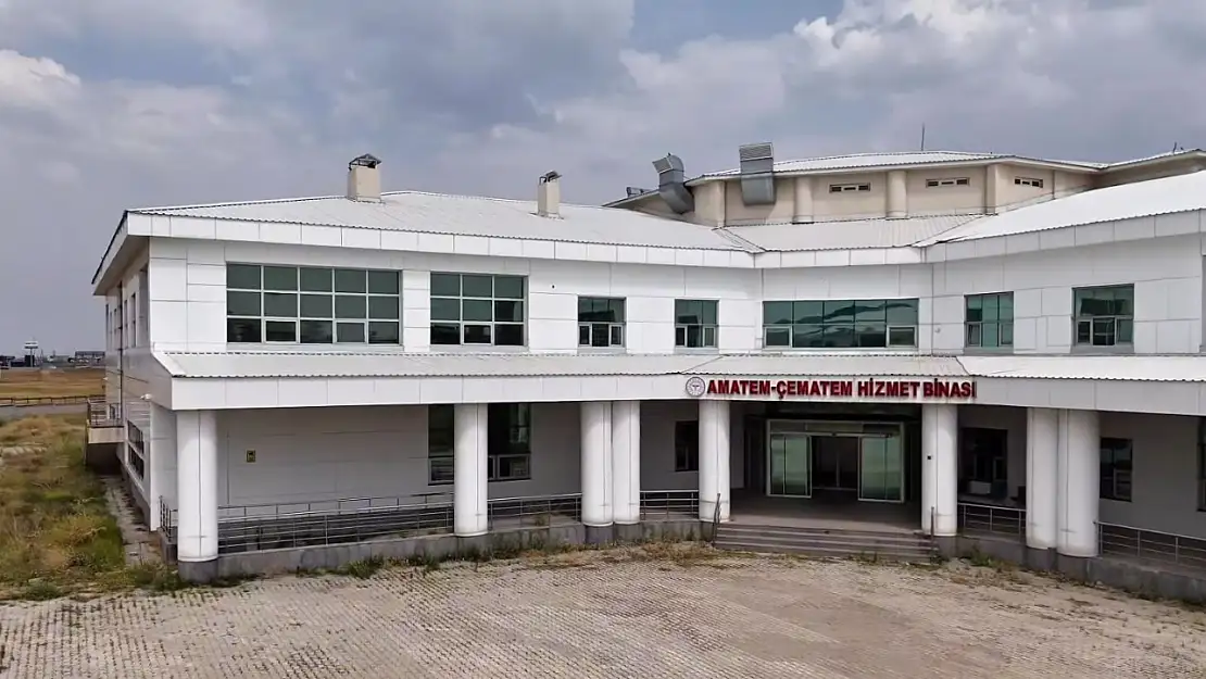 Bitlis'te AMATEM Merkezine Ziyaret: Bağımlılıkla Mücadelede Yeni Adımlar Atılıyor