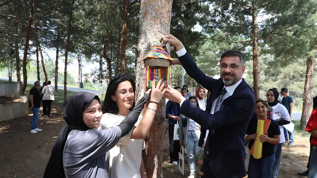 Bitlis'te Atık Plastik Bidonlardan Kuş Yuvaları Yapılacak