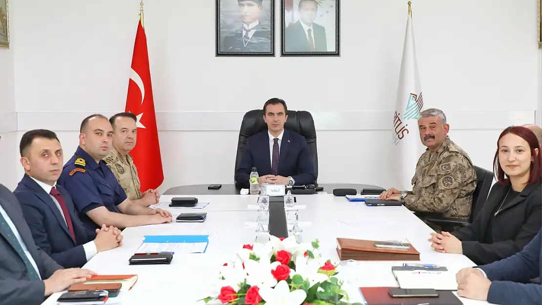 Bitlis'te Güvenlik Toplantısı: Huzur için Yeni Tedbirler Alındı