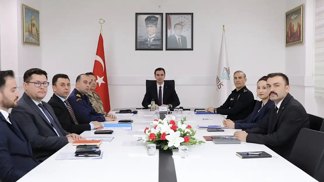 Bitlis'te Güvenlik ve Asayiş Toplantısı Gerçekleştirildi