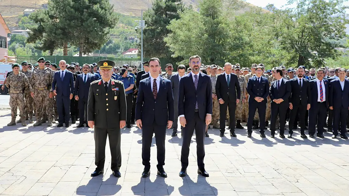 Bitlis'te Kurtuluş Coşkusu: Şehitler Anıldı, Birlik ve Dayanışma Vurgusu Yapıldı