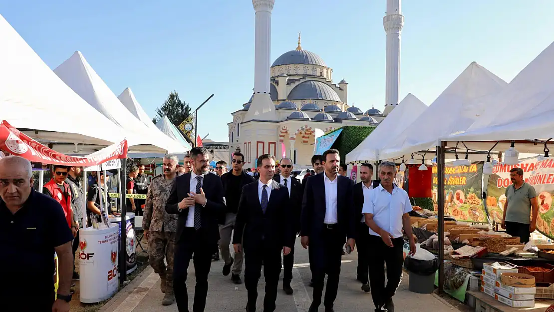 Bitlis'te toplu sünnet töreni, kurtuluş coşkusuyla 70 çocuğun mutluluğuna ev sahipliği yaptı