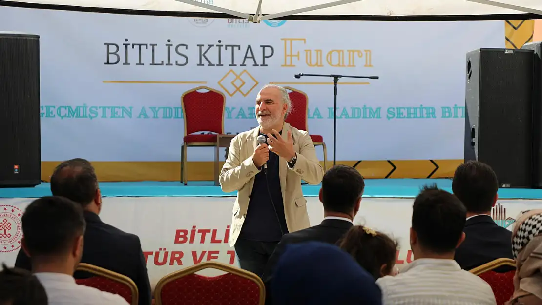 Bitlis Valiliği, Gençlik Festivali ve Kitap Fuarı Kapsamında Önemli Söyleşiler Düzenlendi