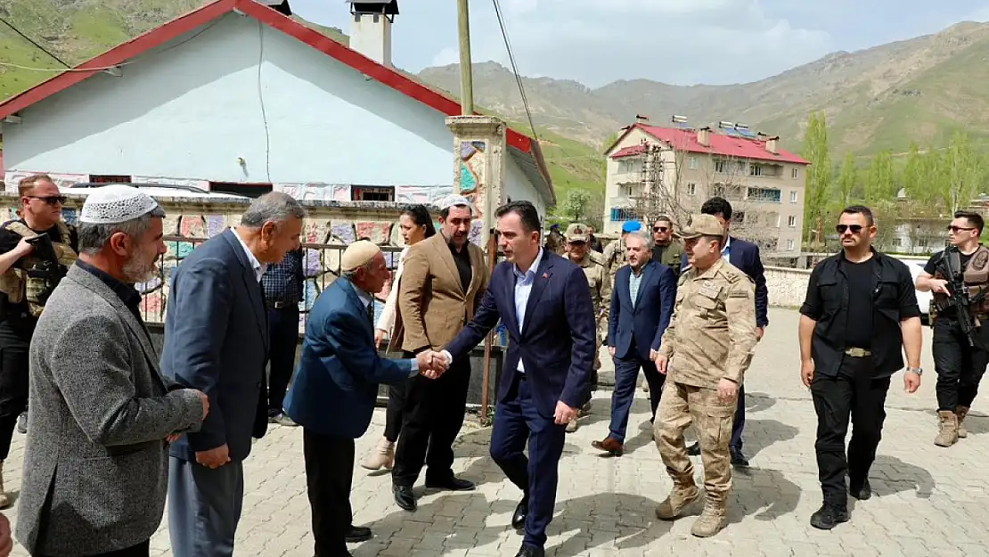 Bitlis Valisi Ahmet Karakaya'dan Ünaldı ve Arıdağ Köylerine Ziyaret