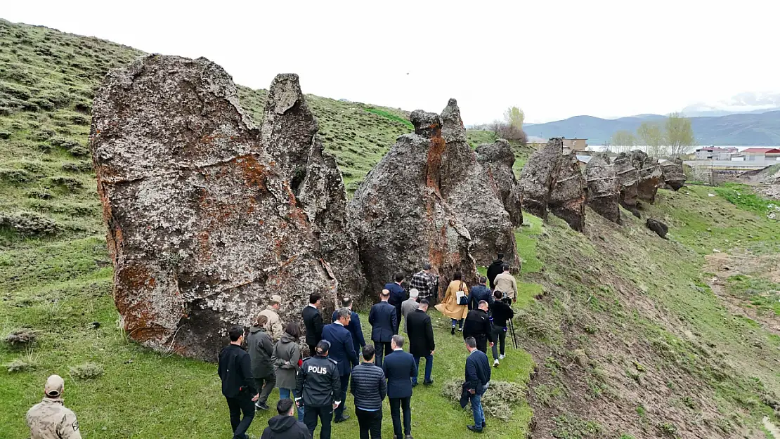 Bitlis Valisi Ahmet Karakaya'dan Nemrut Develeri'ne Ziyaret