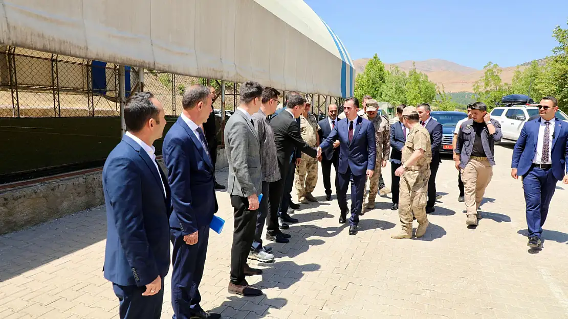 Bitlis Valisi Ahmet Karakaya'dan Hizan İlçesine Ziyaret