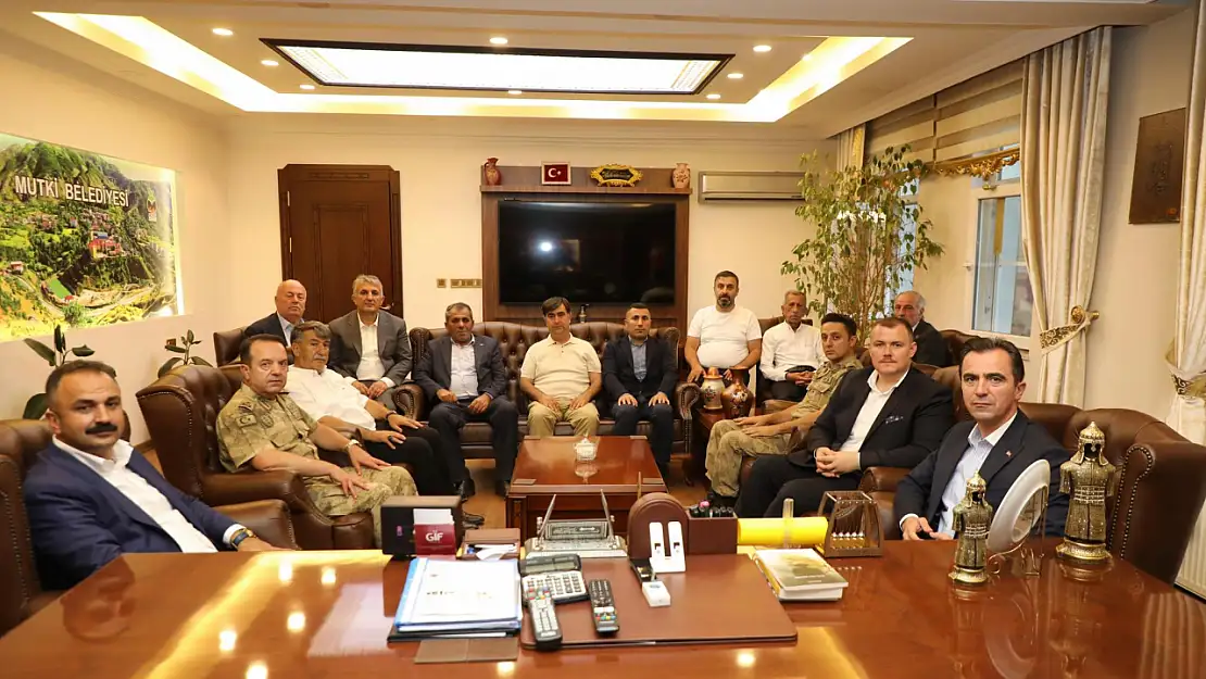Bitlis Valisi Ahmet Karakaya'dan Mutki Belediyesi'ne Ziyaret