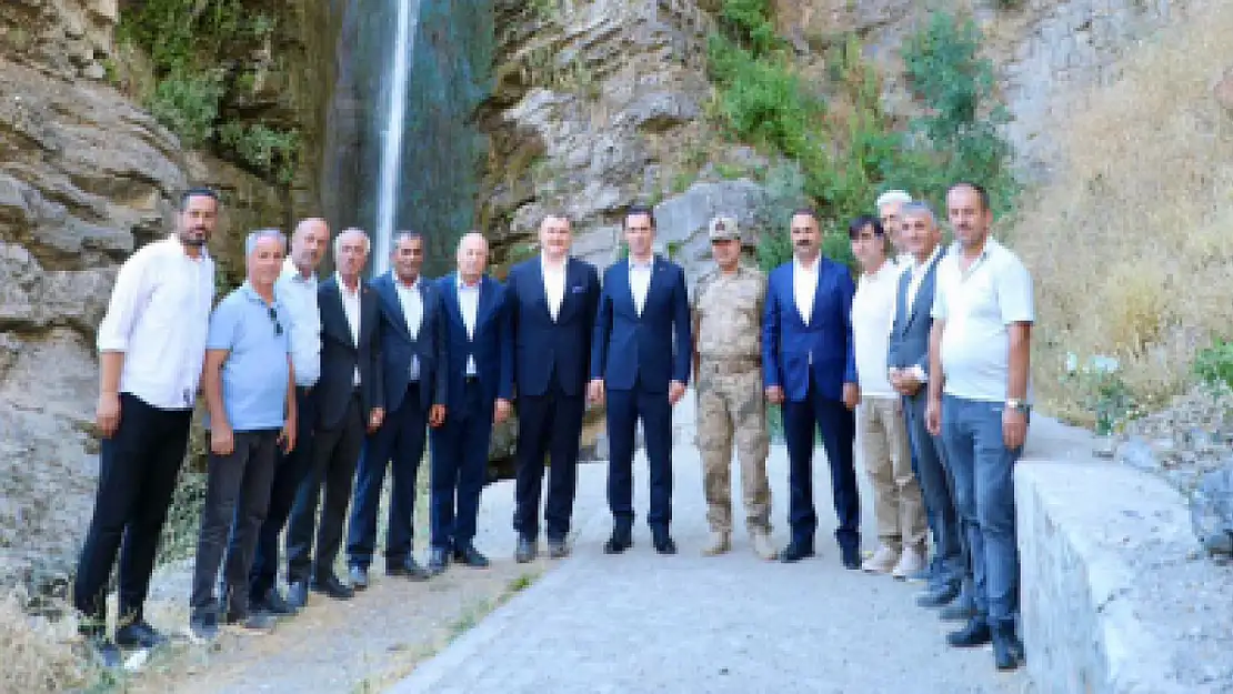 Bitlis Valisi Ahmet Karakaya'dan Gümüşkanat Şelalesi'nde İnceleme