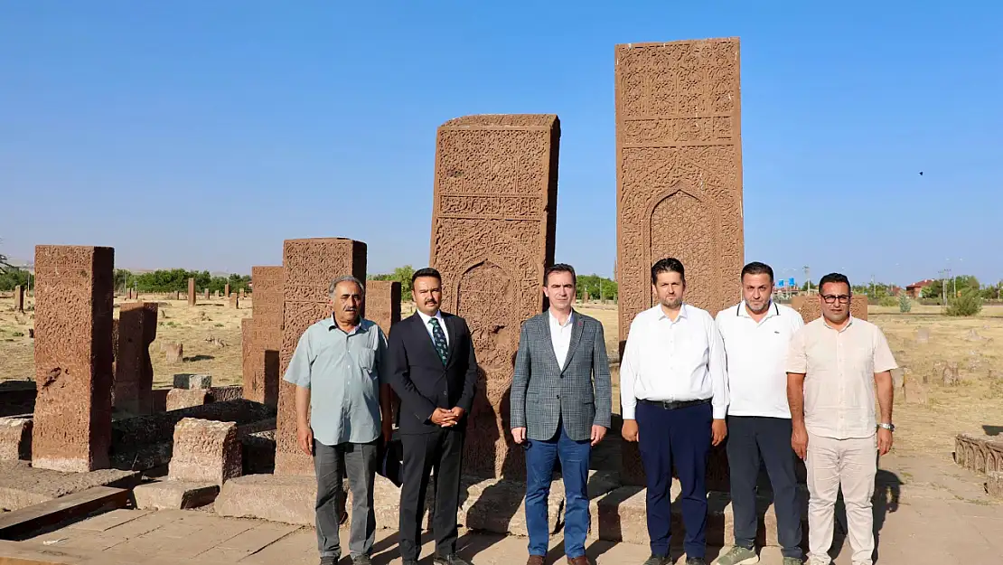 Bitlis Valisi Karakaya'dan Ahlat'ta İncelemeler