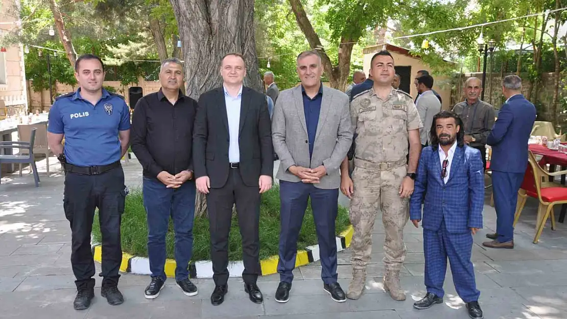 Bulanık'ta Kurban Bayramı coşkusu: Kaymakam barış çağrısı yaptı