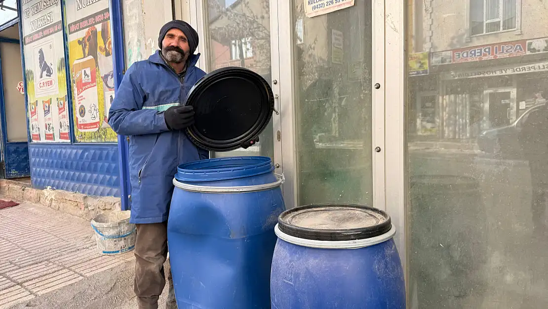 Ağrı'da büyük variller kışın hayatı kolaylaştırıyor