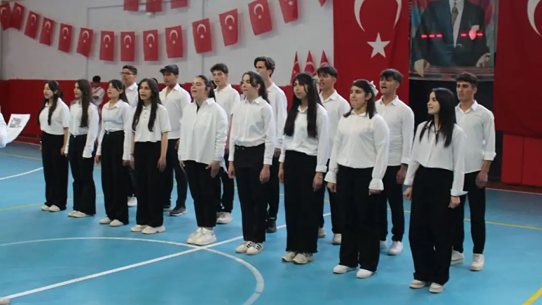 Çaldıran'da 19 Mayıs Coşkusu
