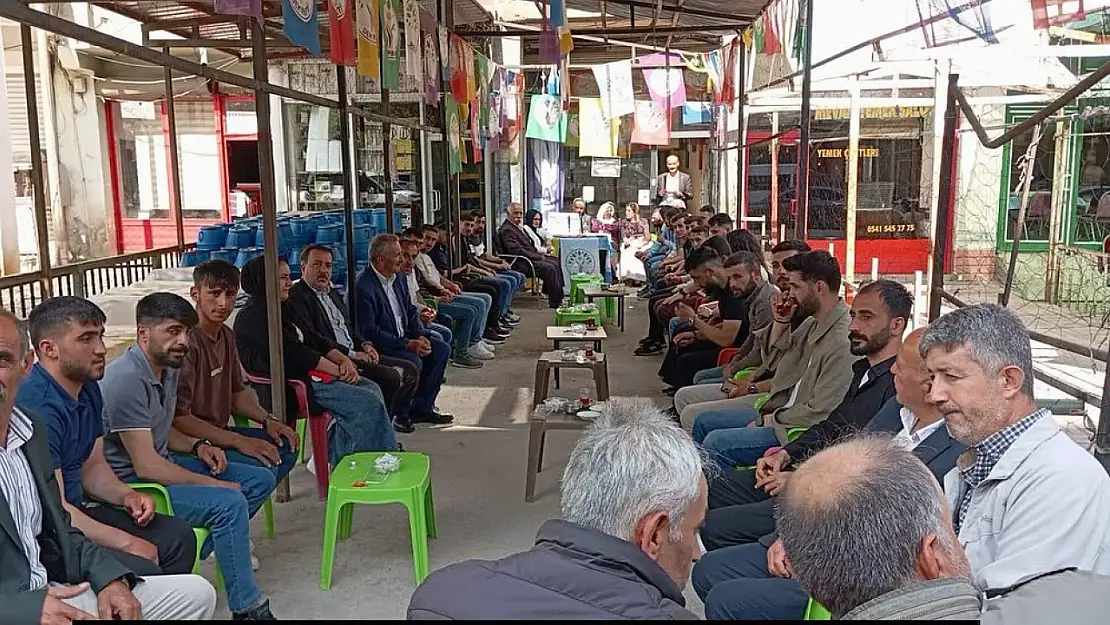 Çatak Belediyesi Bayram Coşkusunu Vatandaşlarla Birlikte Paylaştı