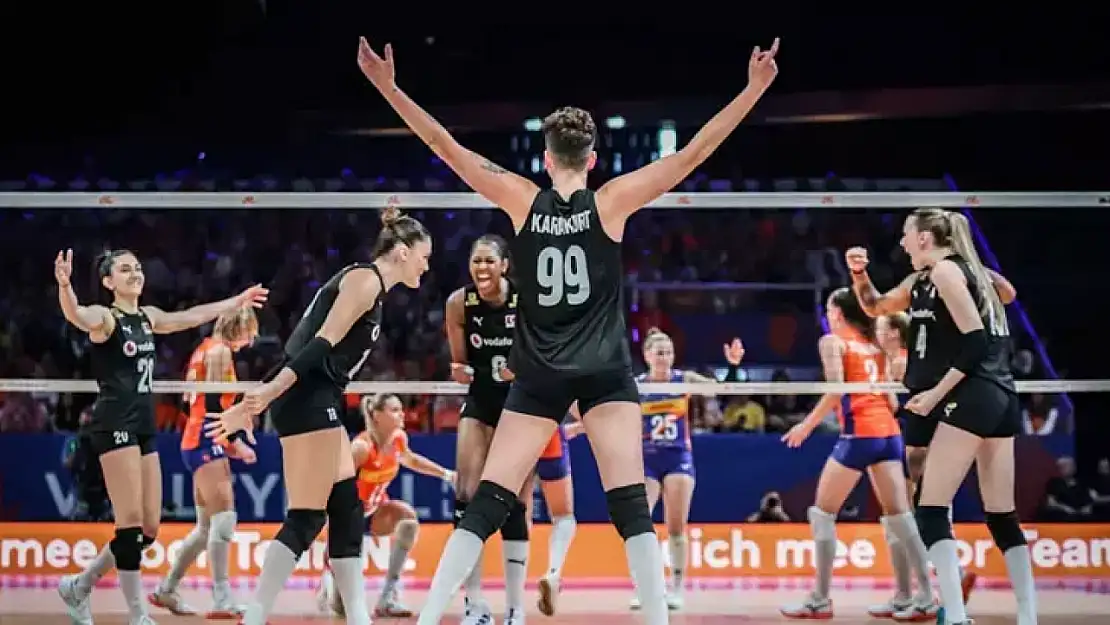 ÇEKYA-TÜRKİYE 2025 FIVB Milletler Ligi maçı kaç kaç bitti? VOLEYBOL MAÇ ÖZETİ
