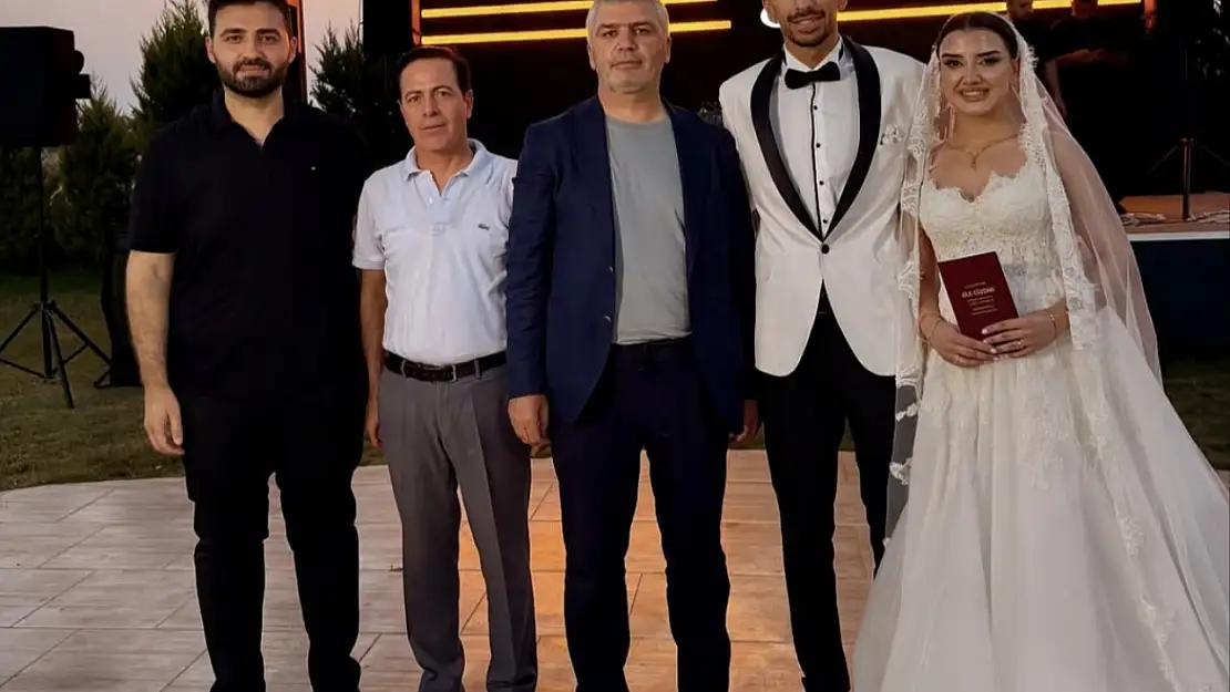 Cem Çelik'ten İki Farklı Proje İçin Müjdeli İmza
