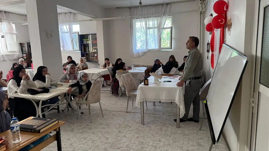 Çocuklar çevre ahlakı ve mahremiyet bilincini Kur'an kurslarında öğreniyor