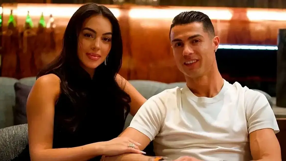 Cristiano Ronaldo ile Georgina Rodríguez'ten Nişan Haberleri: Yüzük Boyutu Gündem Oldu!