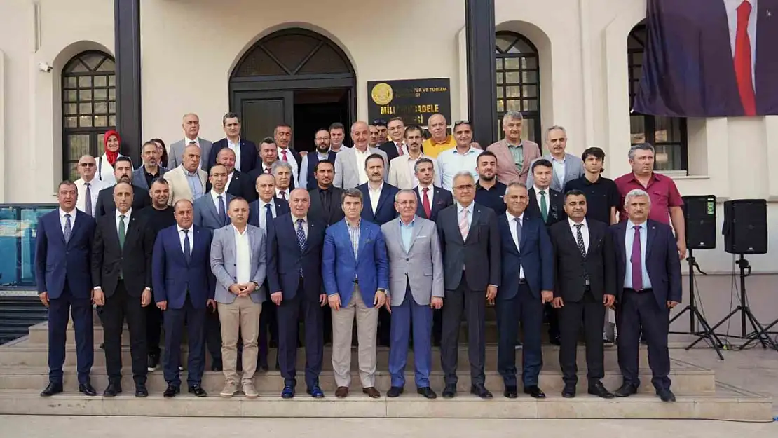 Cumhuriyetin Temellerinin Atıldığı Şehirler Amasya'da Toplandı