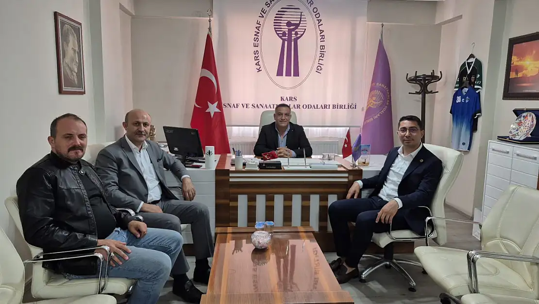 Damal Belediye Başkanı Kemal Çamlıyurt, Kars Esnaf ve Sanatkarlar Odaları Birliği'ni Ziyaret Etti