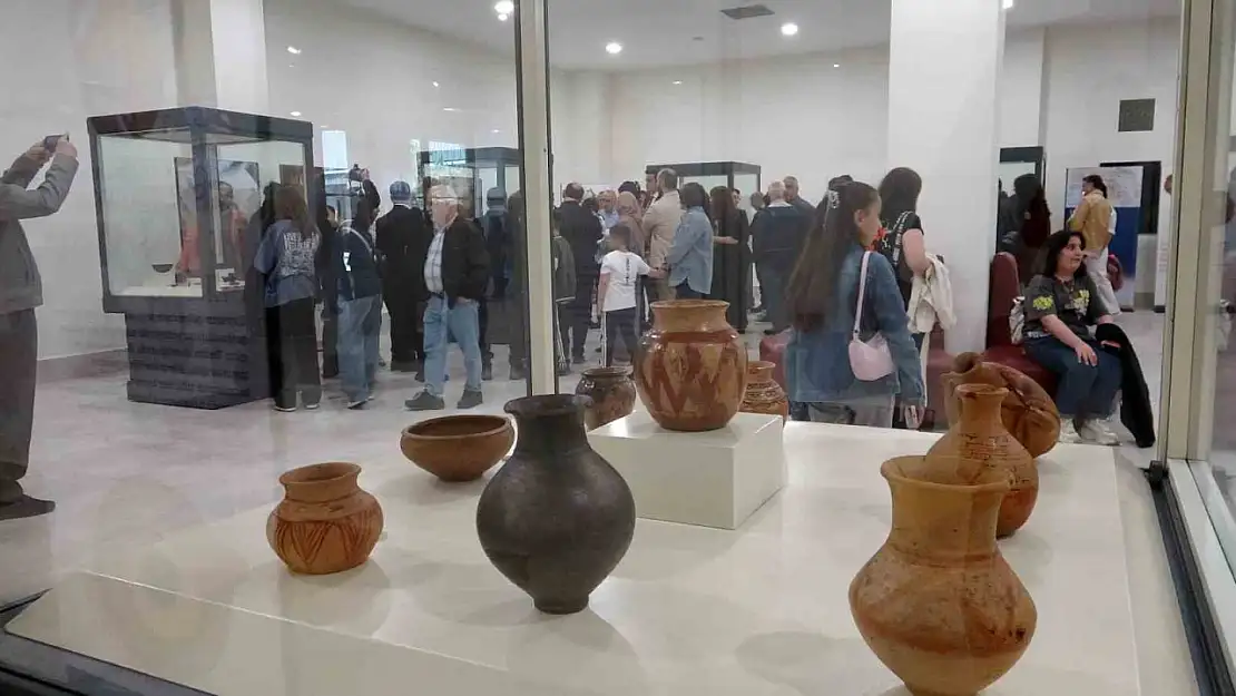 Demir Çağ'ından İzler: Erzurum'da 3 Bin Yıl Önceki Yaşam Sergisi Açıldı!